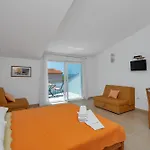 Juric Apartament Baška Voda